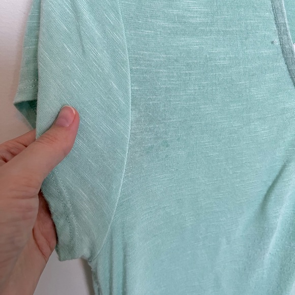 DOLAN cute high/low blouse/tee in turquoise. - Picture 5 of 10
